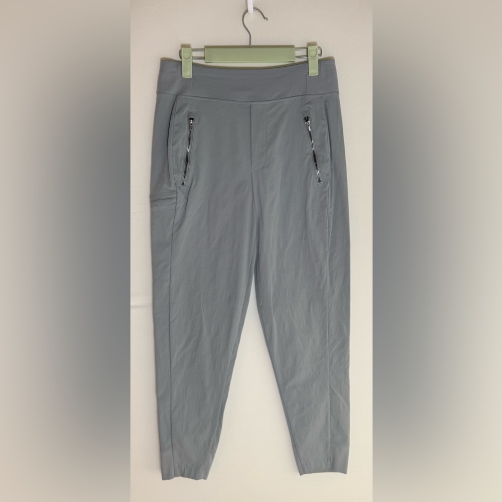 Athleta gray joggers • Women’s size 2